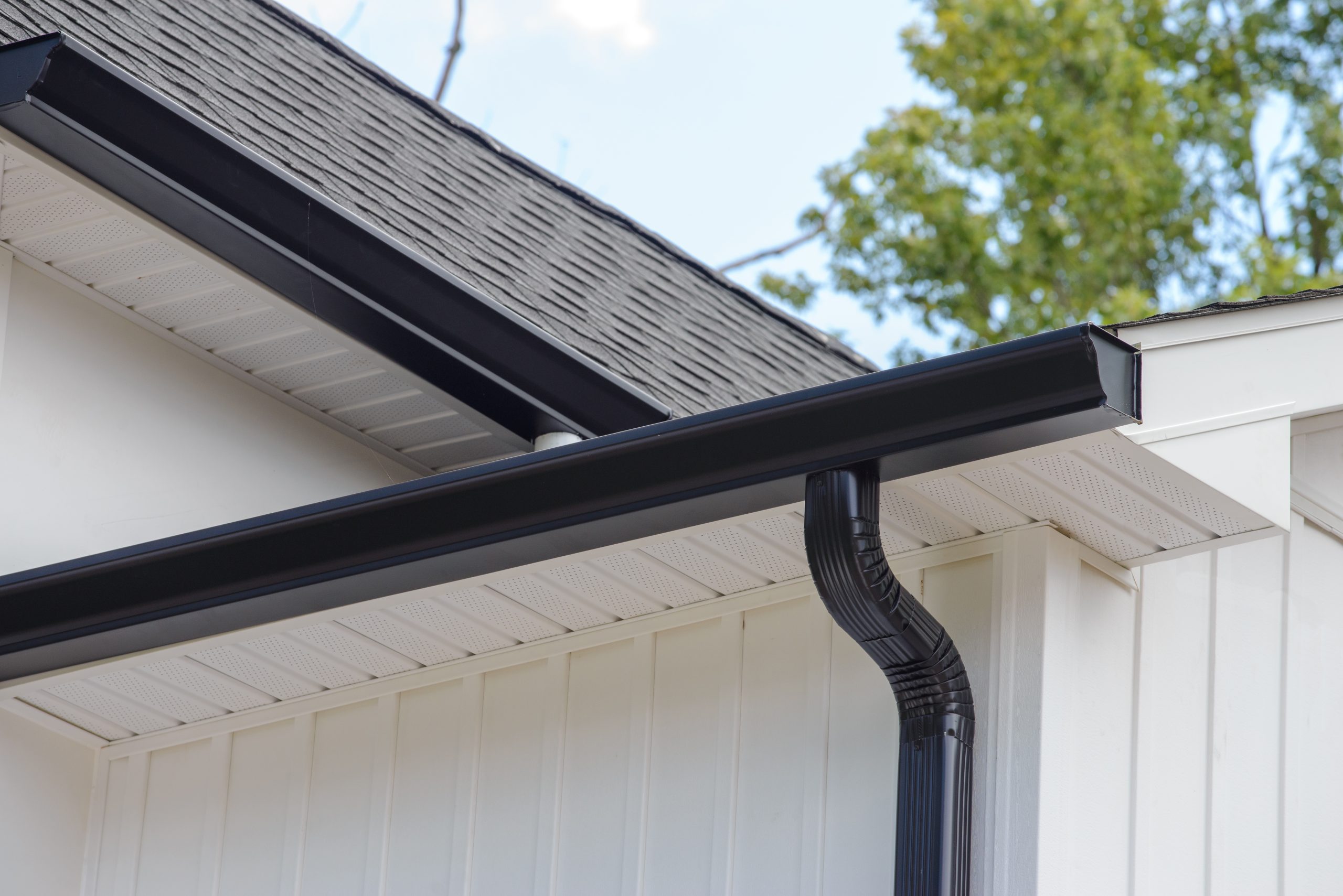 rain gutter roof with downpipe